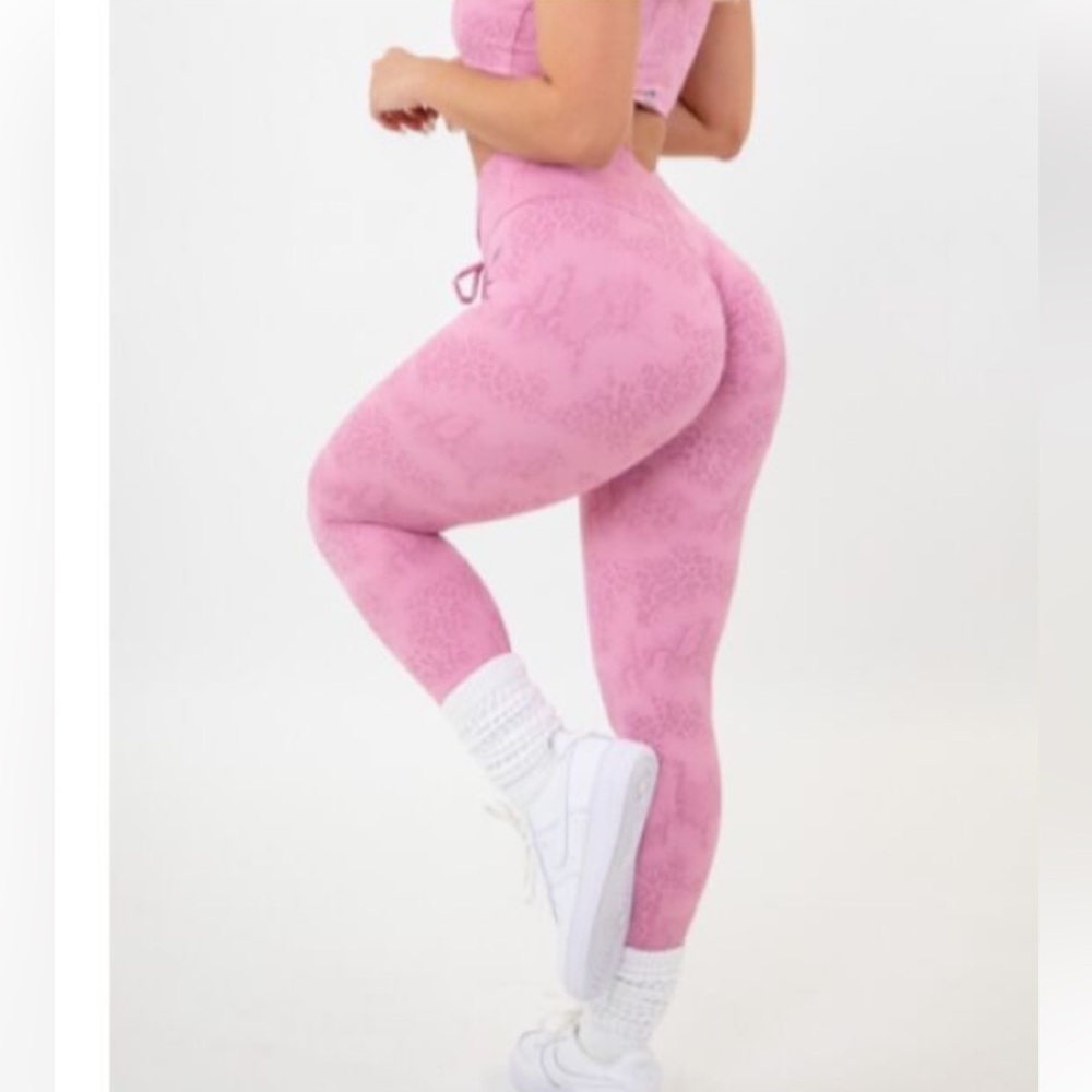 OH YAS FIT pink leggings